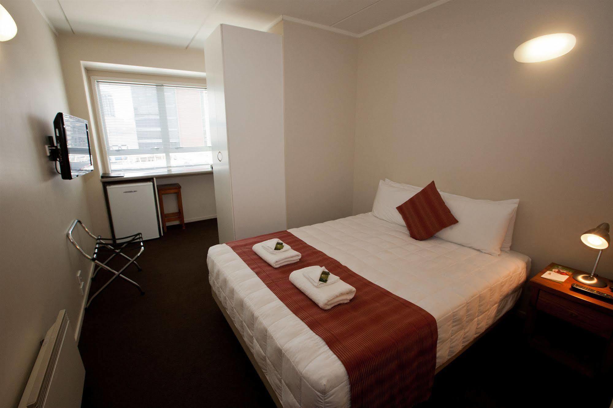 City Lodge Accommodation Όκλαντ Εξωτερικό φωτογραφία A room at the hotel